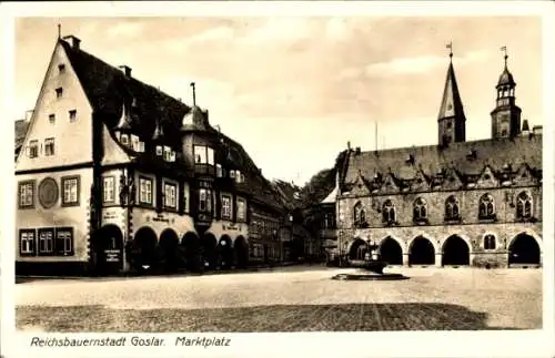 Ak Goslar am Harz, Marktplatz, Brunnen