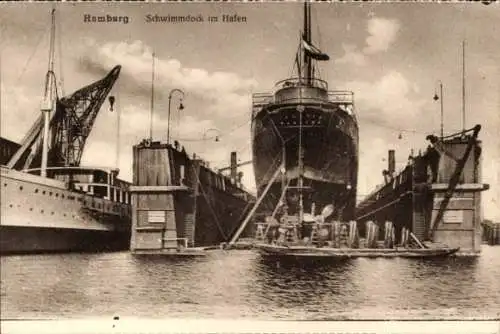 Ak Hamburg, Schwimmdock im Hafen, Dampfschiffe