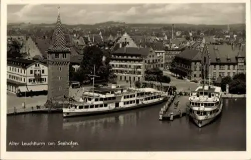 Ak Lindau am Bodensee Schwaben, Alter Leuchtturm am Seehafen, Schiff Lindau