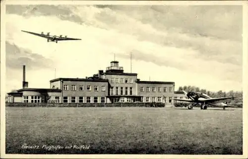 Ak Gliwice Gleiwitz Oberschlesien, Flughafen, Rollfeld