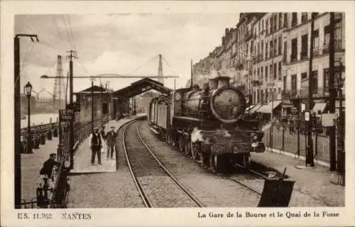 Ak Nantes Loire Atlantique, La Gare de la Bourse, Quai de la Fosse