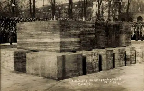 Foto Ak München, Kriegerdenkmal, Enthüllung 14.12.1924