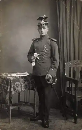 Foto Ak Sulechów Züllichau Ostbrandenburg, Deutscher Soldat in Uniform, Ulan, EK II, Reiter Rgt. 10