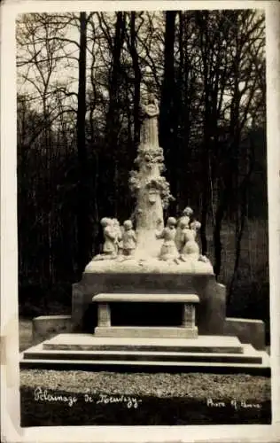 Ak Neuvizy Ardennes, Pelerinage, Statue, Maria, Kinder