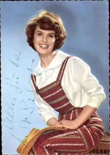 Ak Schauspielerin Uschi Siebert, Portrait, Autogramm