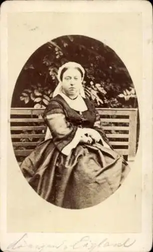 CdV Queen Victoria, Portrait