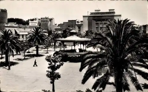 Ak Sidi Bel Abbès Algerien, Place Carnot in Richtung Theater