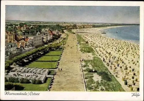 Ak Warnemünde Rostock in Mecklenburg, Promenade und Strand, Strandkörbe