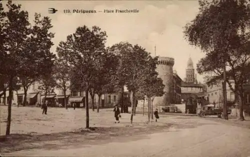 Ak Périgueux Nouvelle-Aquitaine Dordogne, Place Francheville