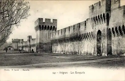 Ak Avignon-Vaucluse, Les Remparts