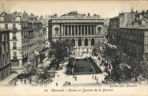 Ak Marseille Bouches du Rhône, Palais, Square de la Bourse