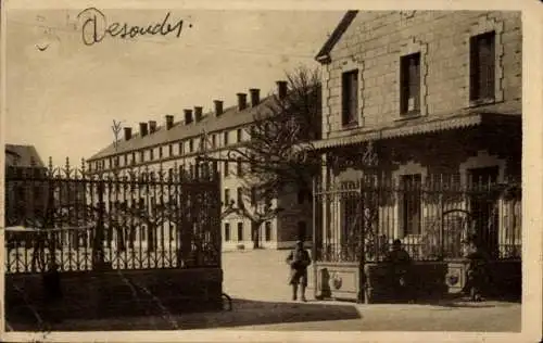 Ak Brive la Gaillarde Corrèze, Caserne Brune