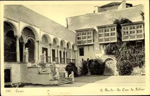 Ak Tunis Tunesien, Bardo, der Innenhof des Palastes