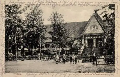 Ak Krefeld am Niederrhein, Stadtwald Restaurant, Garten, Eingangsportal