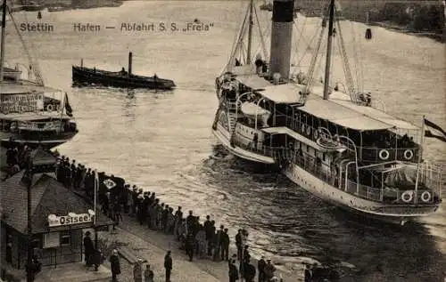 Ak Szczecin Stettin Pommern, Hafen, Abfahrt SS Freia, Salondampfer