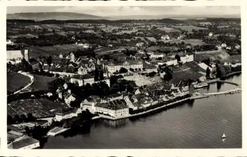 Ak Meersburg am Bodensee, Teilansicht, Blick von Westen, Luftaufnahme