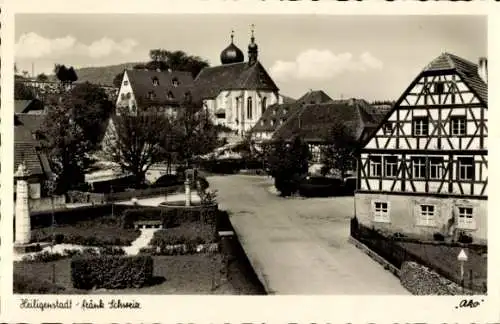 Ak Heiligenstadt in Oberfranken, Teilansicht, Kirche, Fachwerkhaus