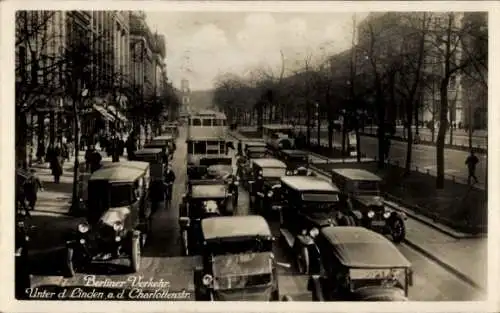 Ak Berlin Mitte, Unter den Linden, Berliner Verkehr, Charlottenstraße, Autos, Busse