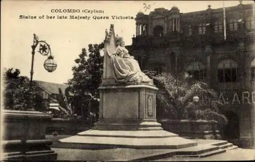 Ak Colombo Ceylon Sri Lanka, Statue der englischen Königin Victoria