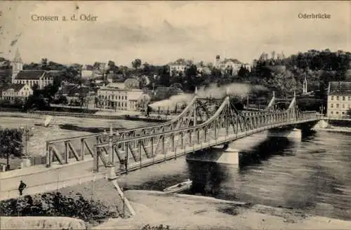 Ak Krosno Odrzańskie Crossen an der Oder Ostbrandenburg, Oderbrücke, Stadt