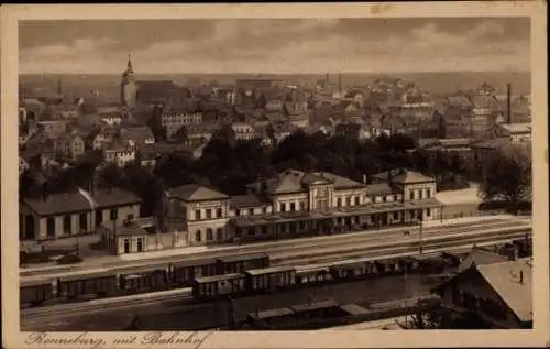 Ak Ronneburg in Thüringen, Gesamtansicht, Bahnhof, Gleisseite