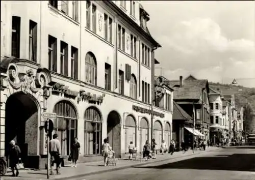 Ak Sonneberg in Thüringen, Karl Marx Straße, Geschäfte, Passanten