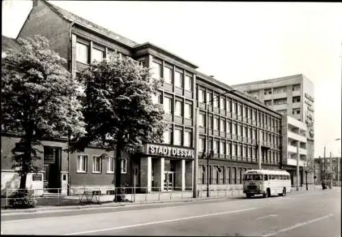 Ak Dessau in Sachsen Anhalt, Hotel Stadt Dessau, Autobus