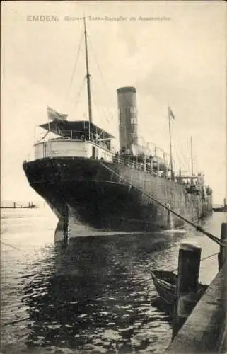 Ak Emden in Ostfriesland, Tankschiff im Außenhafen