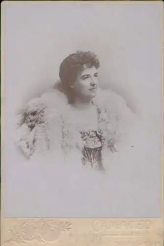 Kabinett Foto Königin von Portugal, Amélie d’Orléans