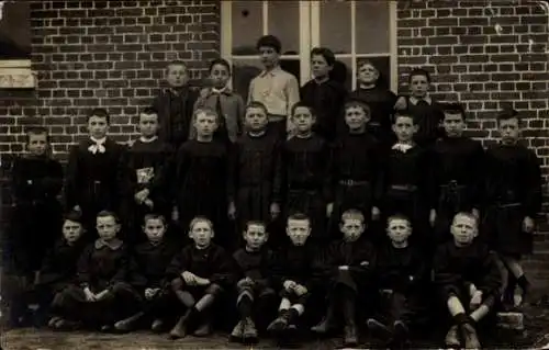 Foto Ak Colombes Hauts de Seine, Gruppenbild der Kinder