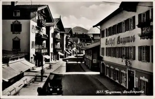 Ak Tegernsee in Oberbayern, Straßenpartie, Gasthof Guggemos