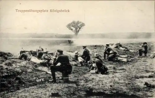 Ak Königsbrück in der Oberlausitz, Truppenübungsplatz, Feldübung, MG