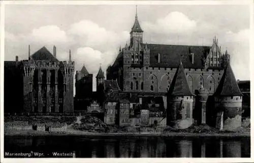 Ak Marienburg Malbork Westpreußen, Westseite der Marienburg