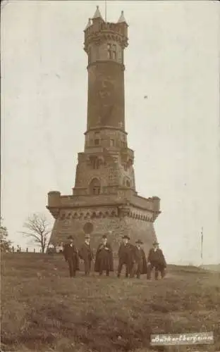 Foto Ak Wetter an der Ruhr, Männer vor dem Harkortturm