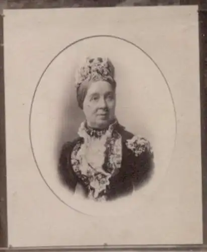 CdV Elisabeth, Großherzogin von Oldenburg, Portrait