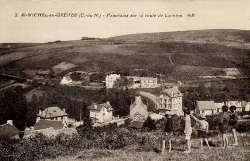 Ak Saint Michel en Greve Cotes d'Armor, panorama sur la route de Lannion