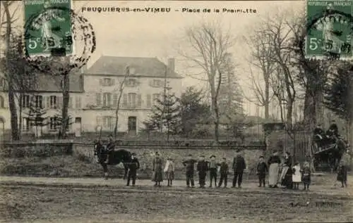 Ak Feuquières-en-Vimeu Somme, Place, Gruppe, Reiter