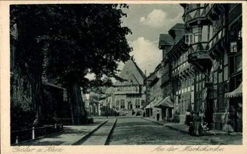 Ak Goslar am Harz, an der Marktkirche