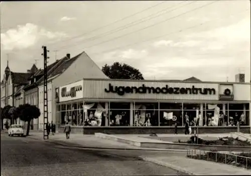 Ak Leinefelde Worbis Eichsfeld Thüringen, Bahnhofstraße, Jugendmodezentrum