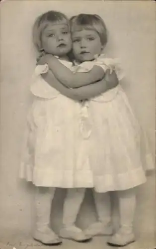 Ak Prinzessin Maria Antonia, Prinzessin Maria Adelgunde von Hohenzollern-Sigmaringen, Kinderportrait