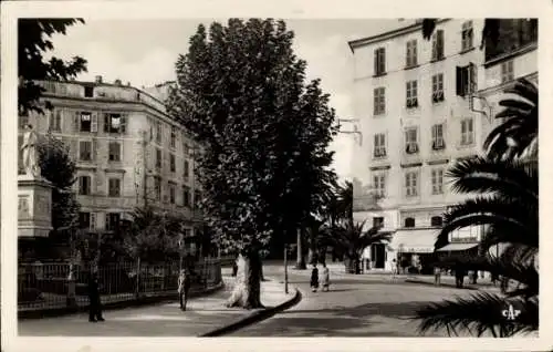 Ak Ajaccio Corse du Sud, Place des Palmiers, Statue du 1er Consul