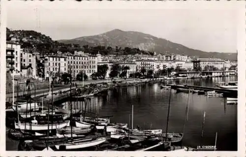 Ak Ajaccio Corse du Sud, vue sur le port