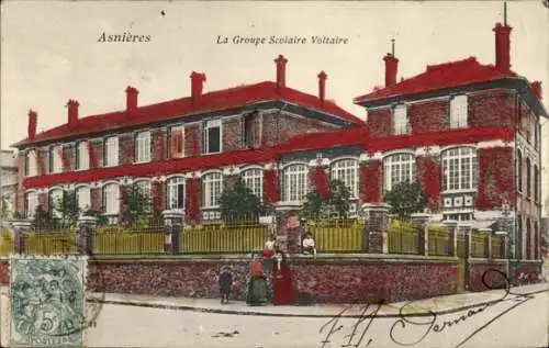 Ak Asnières-sur-Seine Hauts-de-Seine, Die Voltaire-Schulgruppe