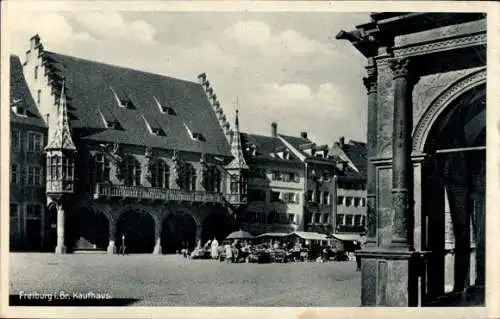 Ak Freiburg im Breisgau, Kaufhaus, Platz