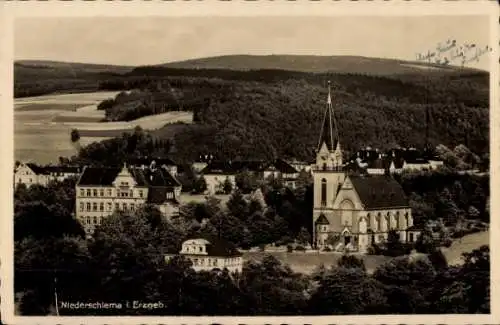 Ak Niederschlema Bad Schlema im Erzgebirge Sachsen, Teilansicht, Kirche