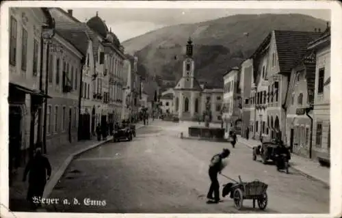 Ak Weyer in Oberösterreich, Straßenpartie, Kirche