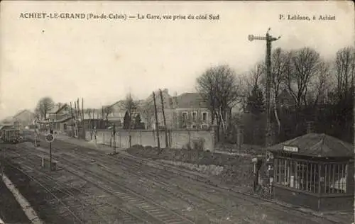 Ak Achiet le Grand Pas de Calais, La Gare, vue prise du cote Sud