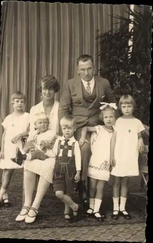 Foto Ak Friedrich von Hohenzollern, Margarete von Sachsen, Kinder, Maria Antonia, Maria Adelgunde