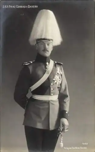 Ak Prinz Conrad von Bayern, Portrait in Uniform, Orden