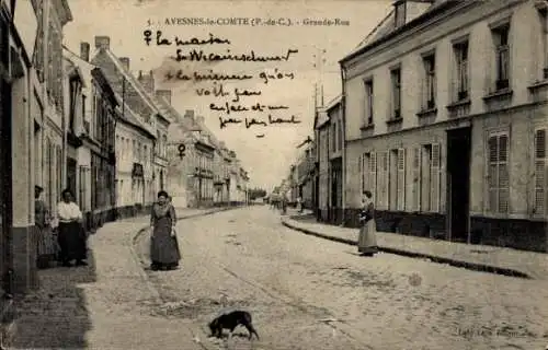 Ak Avesnes le Comte Pas de Calais, Grande-Rue